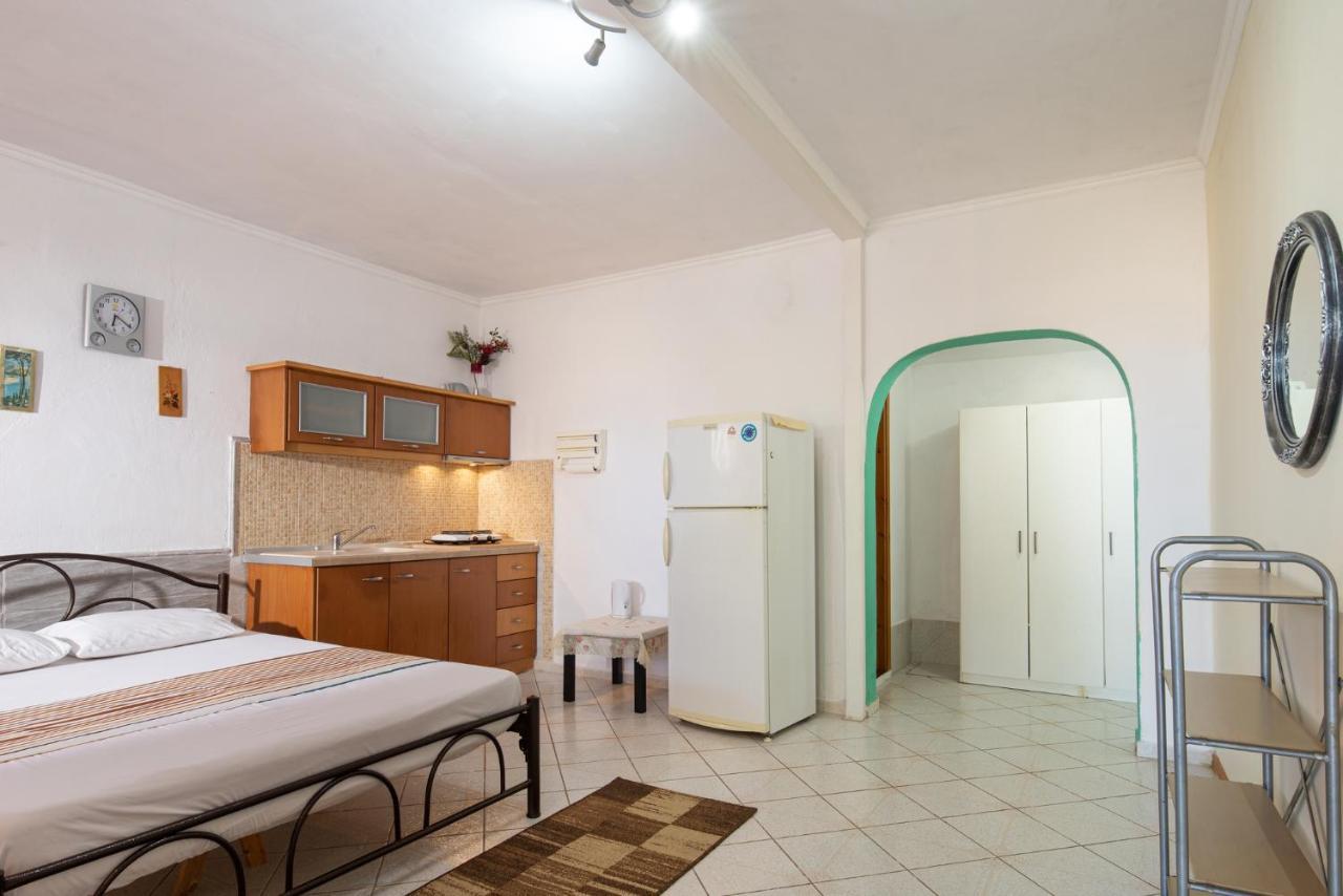 Agatha House Apart otel Valtí Dış mekan fotoğraf